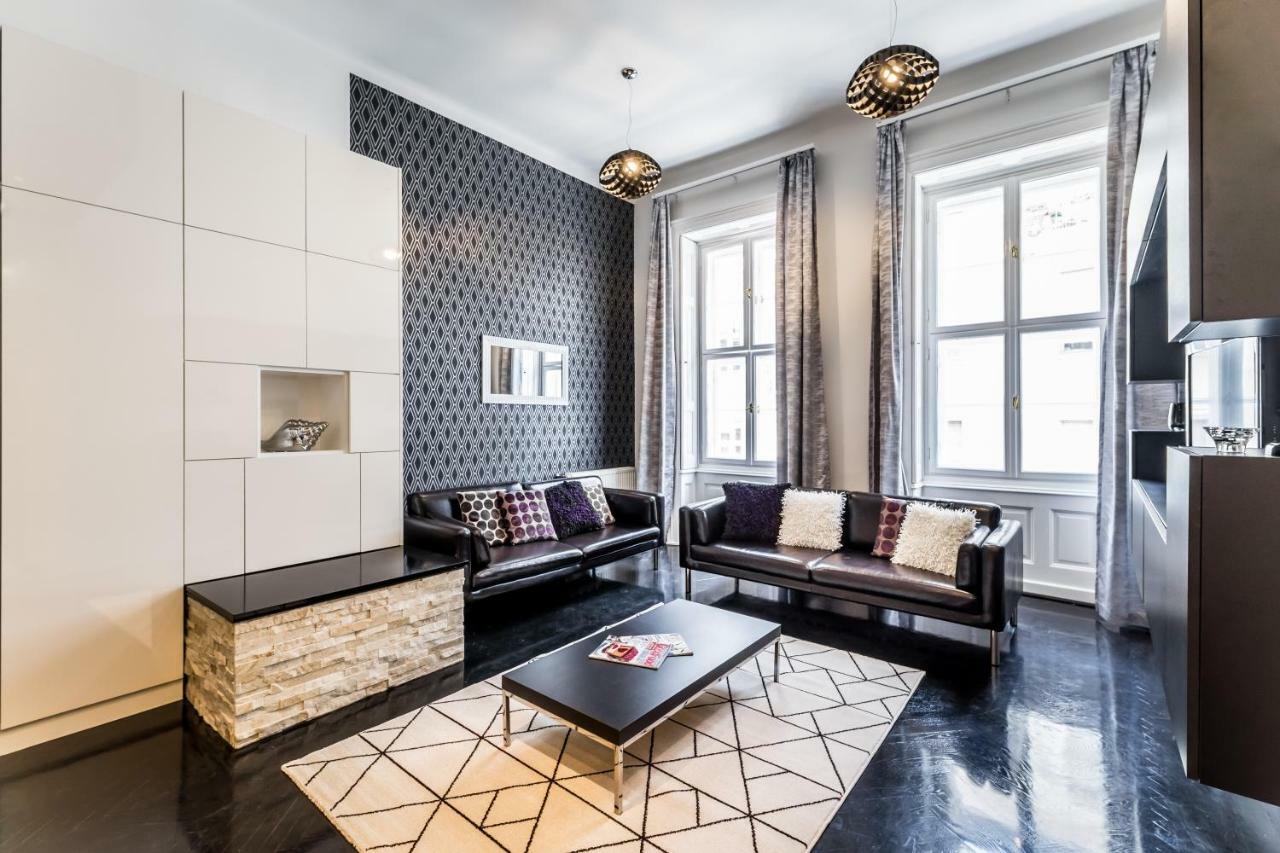 Bpr B&W Elegant Home Budapeste Exterior foto